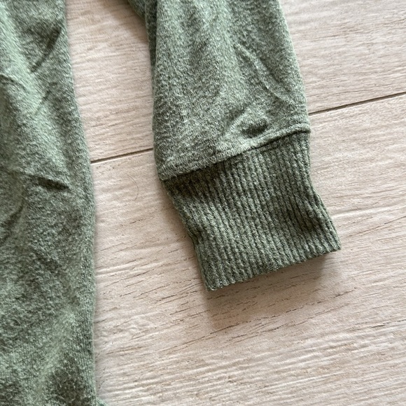 Aerie Oversized Green Heathered Pullover Crewneck Sweatshirt Women's Size S - Picture 7 of 11